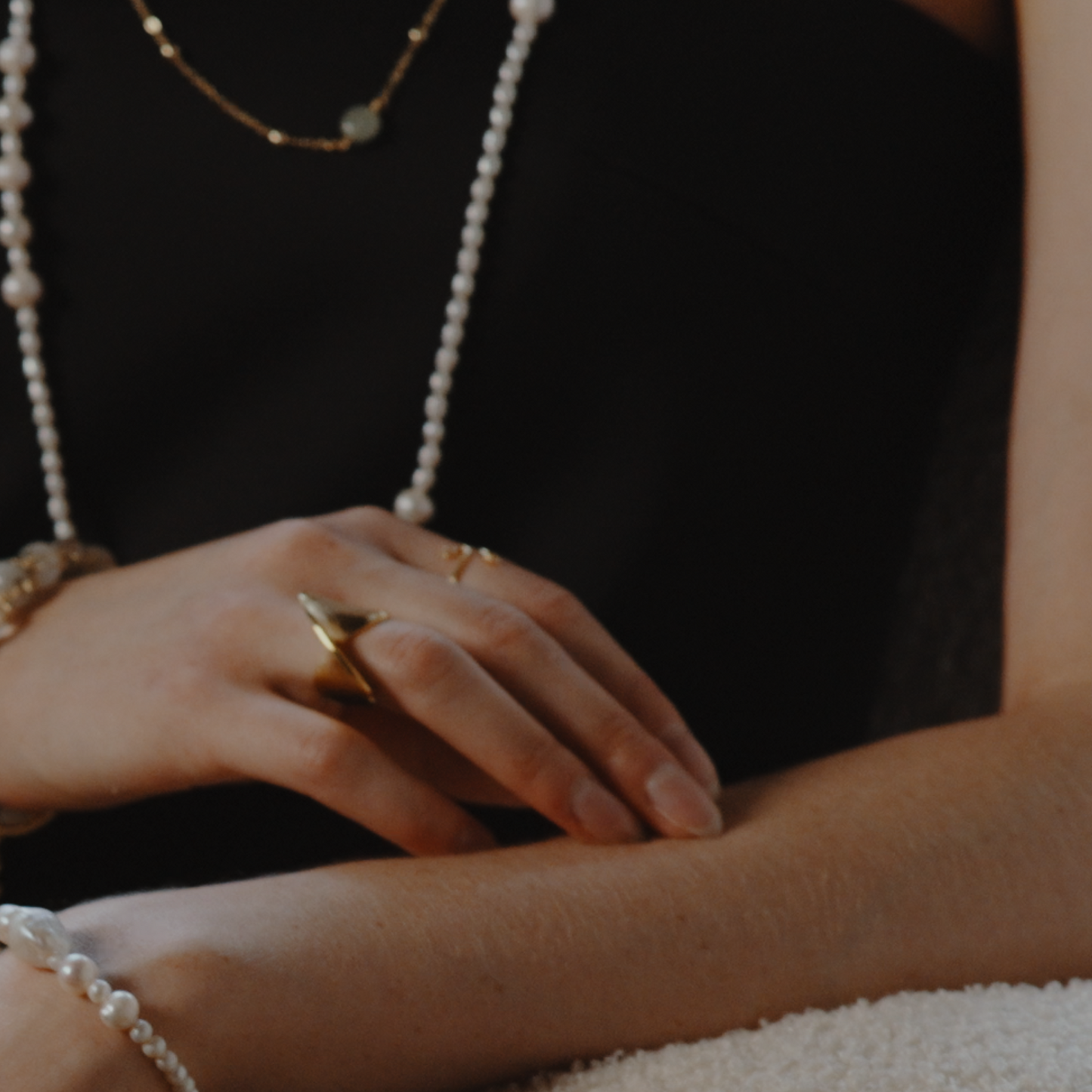Curve Ring