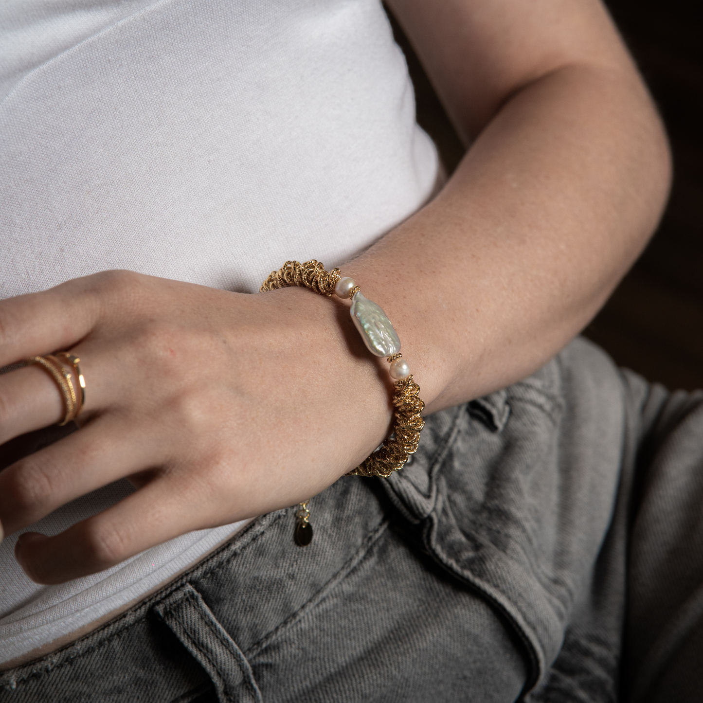 Golden Wired Bracelet