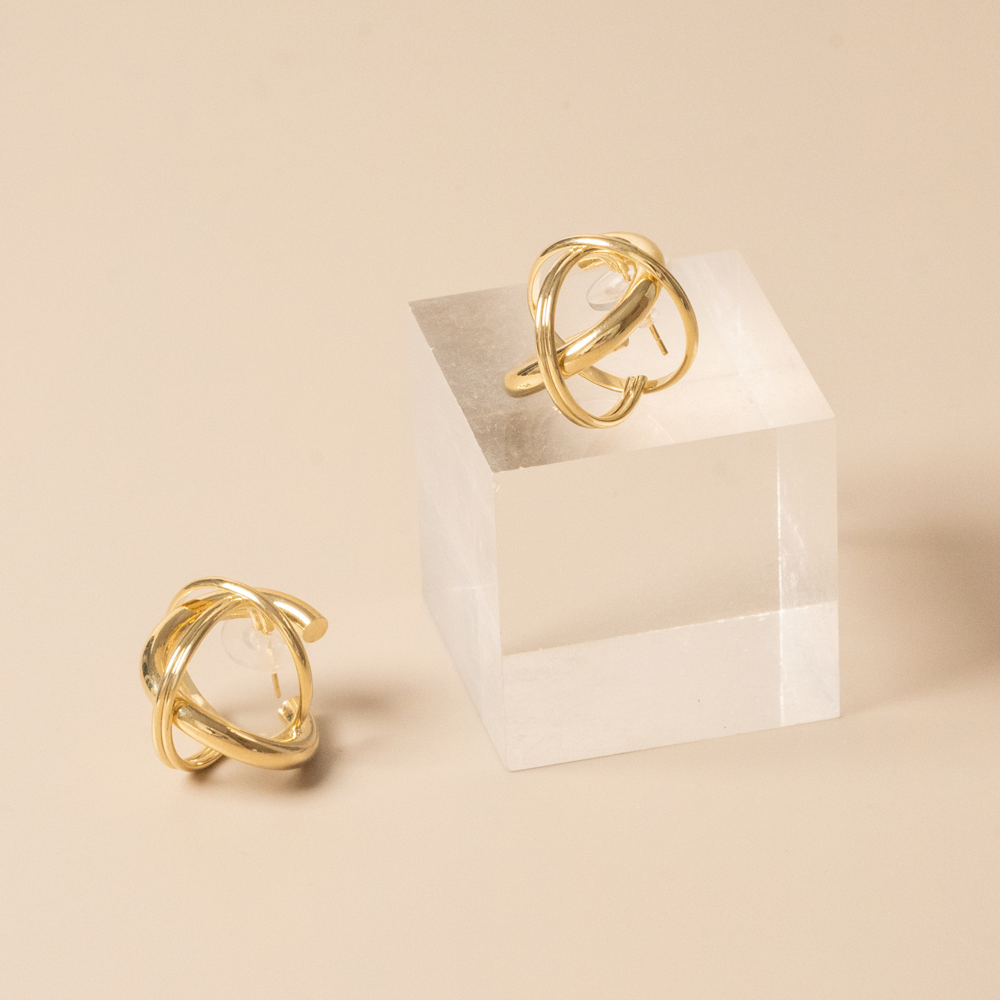 Auri Earrings
