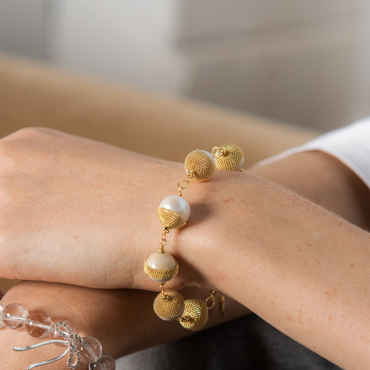 Pearl Embrace bracelet