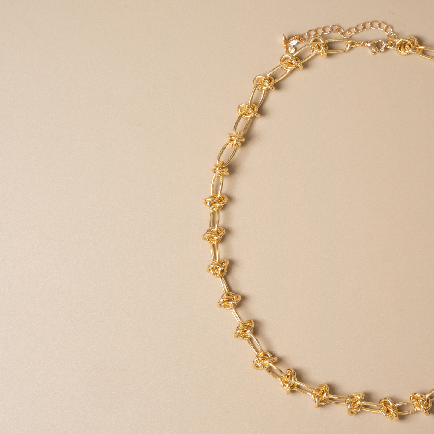 Knot Necklace
